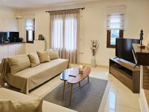 Master Residence Lavrion - Kiprianós