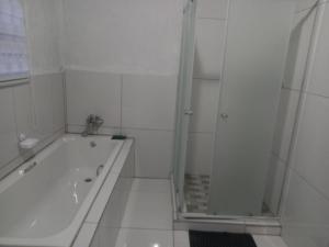 Ada-Zuri Guest House