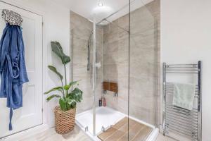 Staycation in Eton, 10 mins to Legoland & Castle