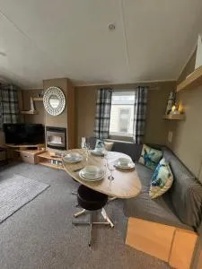 The Ocean Retreat, Skipsea Sands Holiday Park, Bridlington, East Yorkshire - Bainton