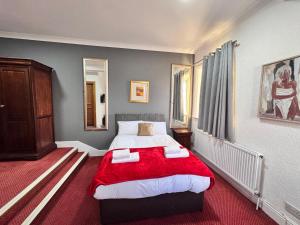 George And Dragon Place