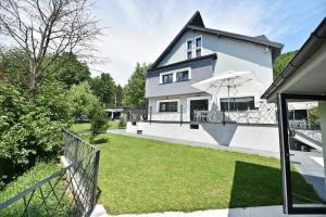 Villa with Garden View room in MIRA by Atra