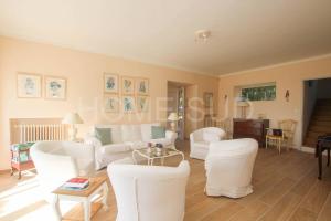 Villas Mouans Sartoux, bastide avec magnifique parc et piscine : photos des chambres