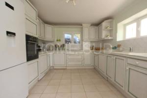 Villas Mouans Sartoux, bastide avec magnifique parc et piscine : photos des chambres