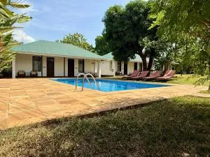 Bristol Cottages Kilimanjaro - 莫希