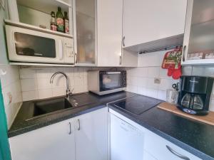Appartements L-escapade - T2 en centre ville avec terrasse, clim et wifi : photos des chambres