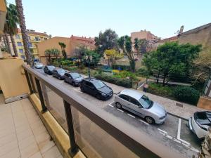 Appartements L-escapade - T2 en centre ville avec terrasse, clim et wifi : photos des chambres