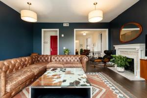 Lux Washington-Park Rooftop Patio-Free Parking