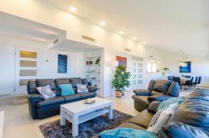 Elegant Sea-View Villa with Pool