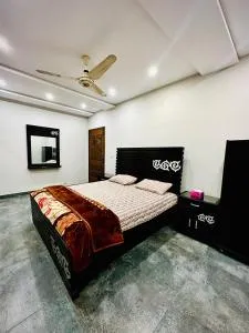 AS Plaza - Kotli Sāhib Singh