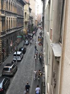 Stylish comfy suite w balcony in downtown