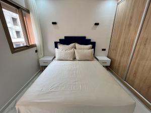 Modern Stay 3 bedroom City Center with Balcony