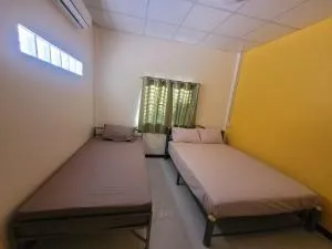 บ้านสวนโกหนุ่ม - Ban Khao Tok