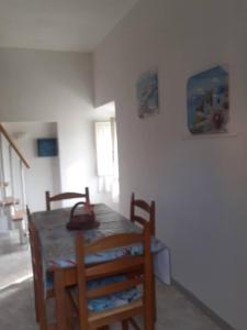 Cozy house with garden in Rio nellElba