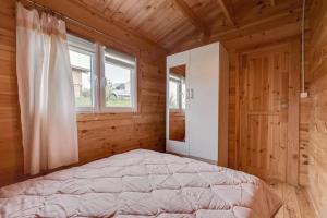 Chalet accueillant à Égliseneuve-des-Liards avec jardin