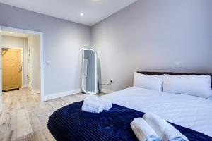 1 BR Flat - 6 Mins From Heathrow Airport - Flat 14