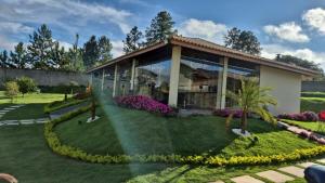 Casa chácara ibiuna condomínio