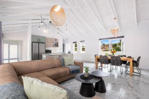 Sunlit Oasis Ocean & Golf Retreat by Host Agents