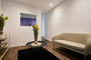 Capstay - Roubaix - Grande Rue l Netflix - Wifi