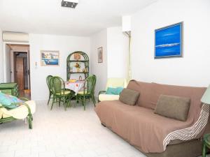 Location T2 au Lavandou, plage et parking privé, pour 4 pers - FR-1-803-47