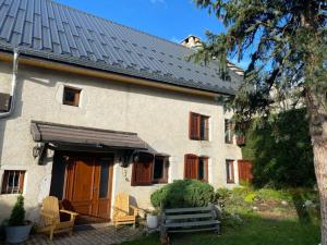 Maisons de vacances Ferme Renovee Vercors: Confort, Cheminee, Parking, Jardin Proche Pistes - FR-1-548-46 : photos des chambres