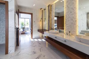 Villa Guacamaya - 9BR FRENTE AL MAR