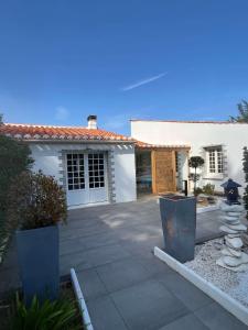 Villas Maritime villa between beach and forest : photos des chambres
