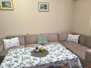 Апартамент Котеви