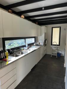 Casa con pileta en Barrio Privado Rumenco