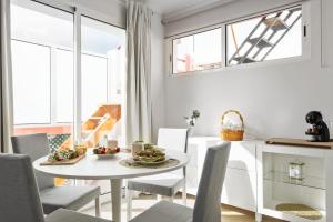 City Centre Retreat by Homie