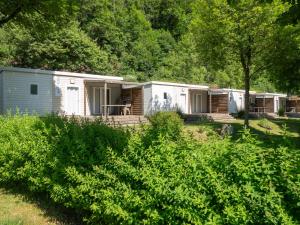Campings Camping Pradelongue : photos des chambres