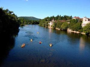 Campings Camping 2 etoiles - Piscine - ccab0if : photos des chambres