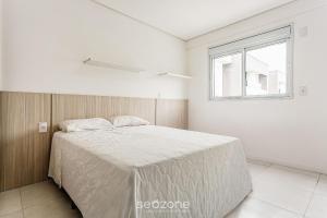 Lindo e espaçoso apartamento nos Ingleses SDO206