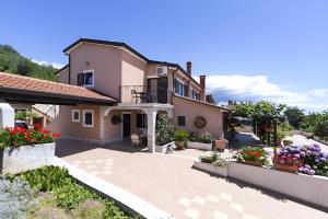 Ive Kapetanova Stancija