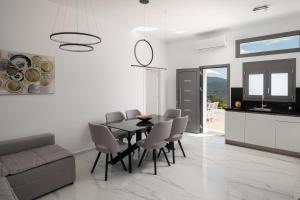 Bellevue Apartment - by ELYSIUM VILLAS