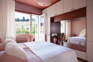 Grand Lotus Suite 96 m2, parveke, parkkipaikka