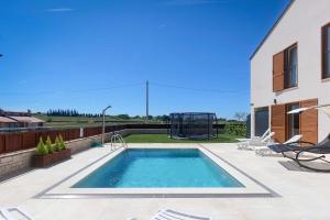 Apartments Novigrad by AwayToCroatia