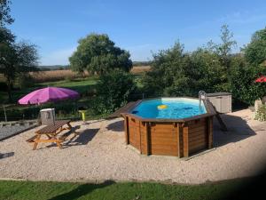 Maisons de vacances Aux Agreous : Maison 3 Chambres