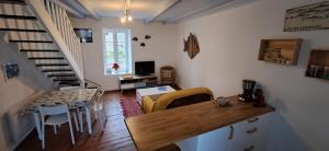 Appartements Le Gite de l'Amer - T2 - Duplex - Centre Bourg : photos des chambres