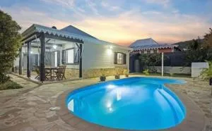 Villa spacieuse avec piscine à Saint-Pierre - Le Prêcheur