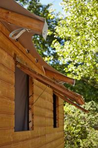 Campings Domaine Residentiel de Plein Air Les Ondines : Comfort Lodge Cabin (4 Adults)