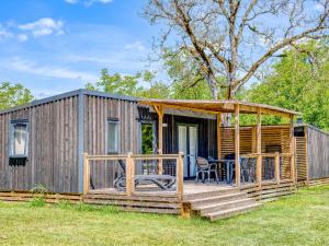 Campings Domaine Residentiel de Plein Air Les Ondines : photos des chambres