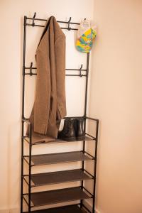 Modern Spacious 2 Bed Apartment Wolverhampton with Free Secure Parking