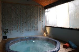 B&B / Chambres d'hotes L'autre Monde Chambres D'hotes : photos des chambres