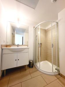 Appartements 4-6 couchages vue mer et port de Solenzara Corse : photos des chambres