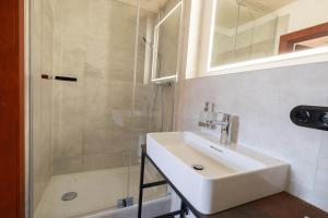 Genusspur - Schiefer Salon