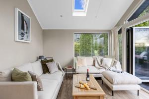 East Down Lodge, Kentisbury Grange