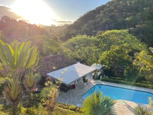 Casa campo Itaipava condomínio alto padrão