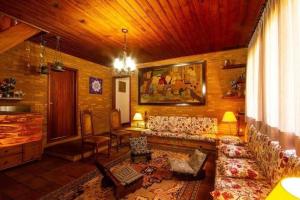 Linda Casa No Vale dos Sonhos - Campos do Jordão