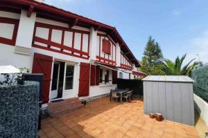 Maisons de vacances Duplex with terrace between beach and bay - Hendaye : photos des chambres